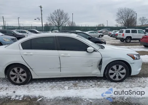 2010 Honda Accord 2.4 Ex-L из США, поврежденный, VIN 1HGCP2F84AA011162